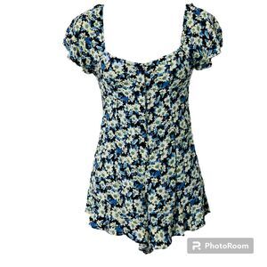 Motel Rocks Urban Outfitters Sz XS Black with Floral Pattern Short Sleeve Romper